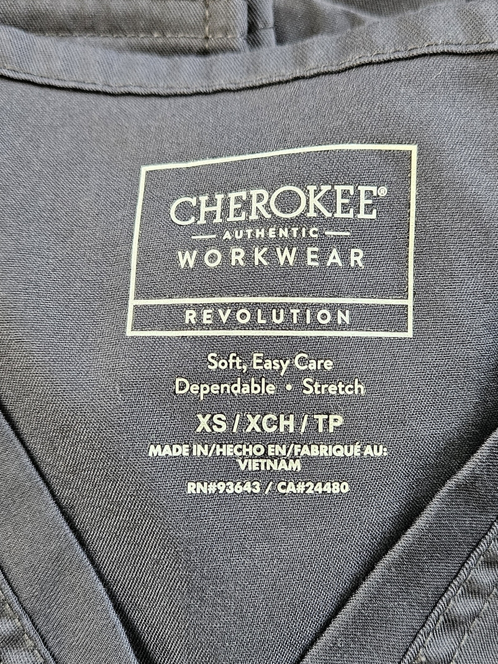 Cherokee Workwear Grey V-Neck Women’s Scrub 2 XS Tops & 2 XS Bottoms. - Picture 6 of 9
